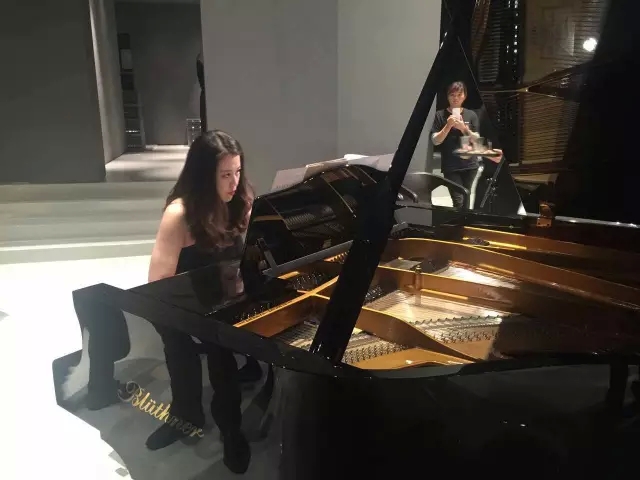 德國國寶博蘭斯勒鋼琴驚艷亮相意大利頂級(jí)家俬奢侈品牌MINOTTI全球最大旗艦店落成儀式