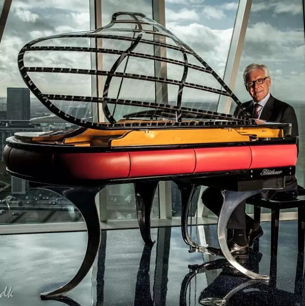 它，實(shí)現(xiàn)了80年前人們的“假想未來”！